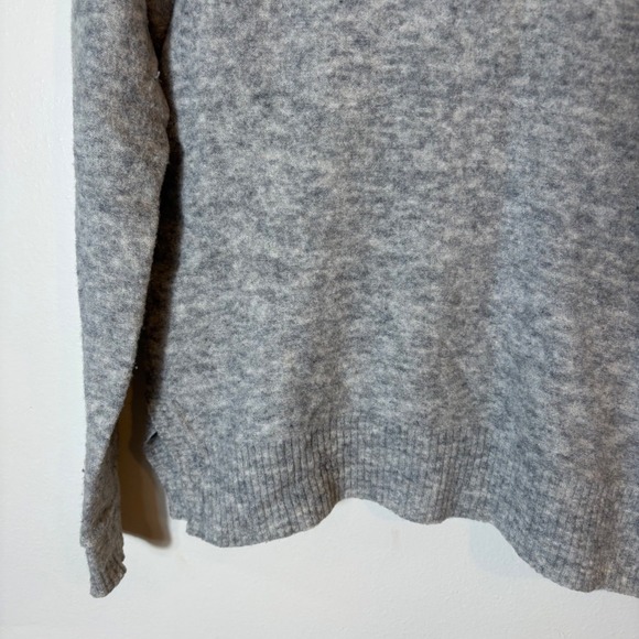 Banana Republic Turtleneck Sweater Size Medium Gray‎ Long Sleeve Wool Blend - Picture 3 of 7
